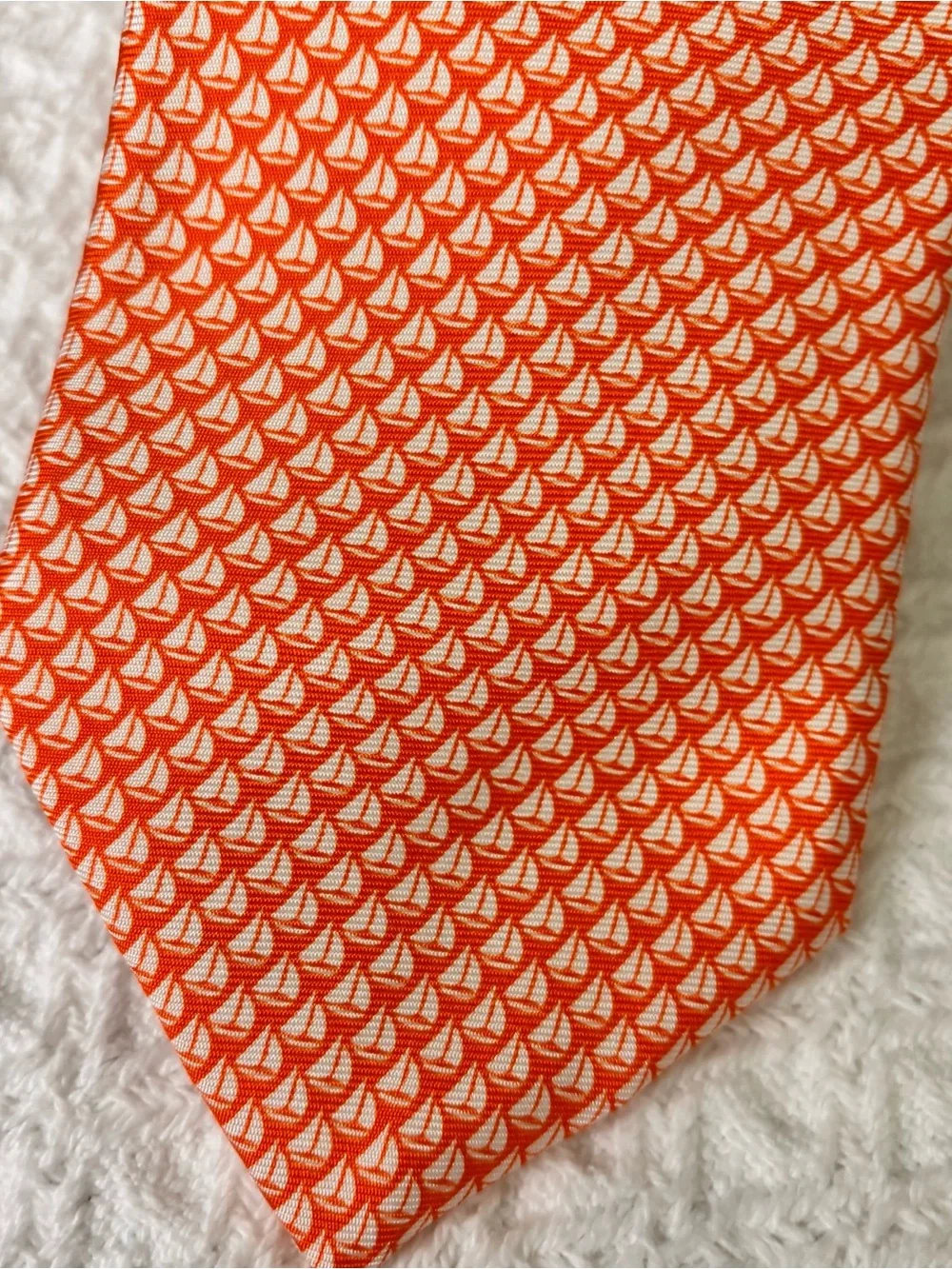 Roundtree & York orange micro sailboat print silk tie made USA preppy nautical